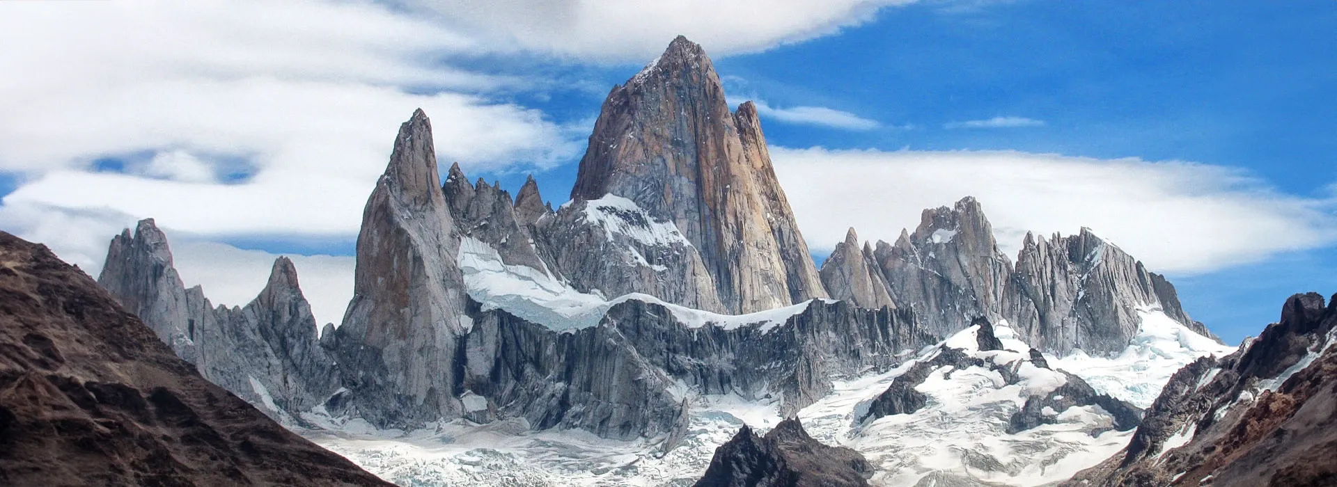 El Chaltén Macizo del Fitz Roy visto desde El Chaltén, Patagonia Argentina
